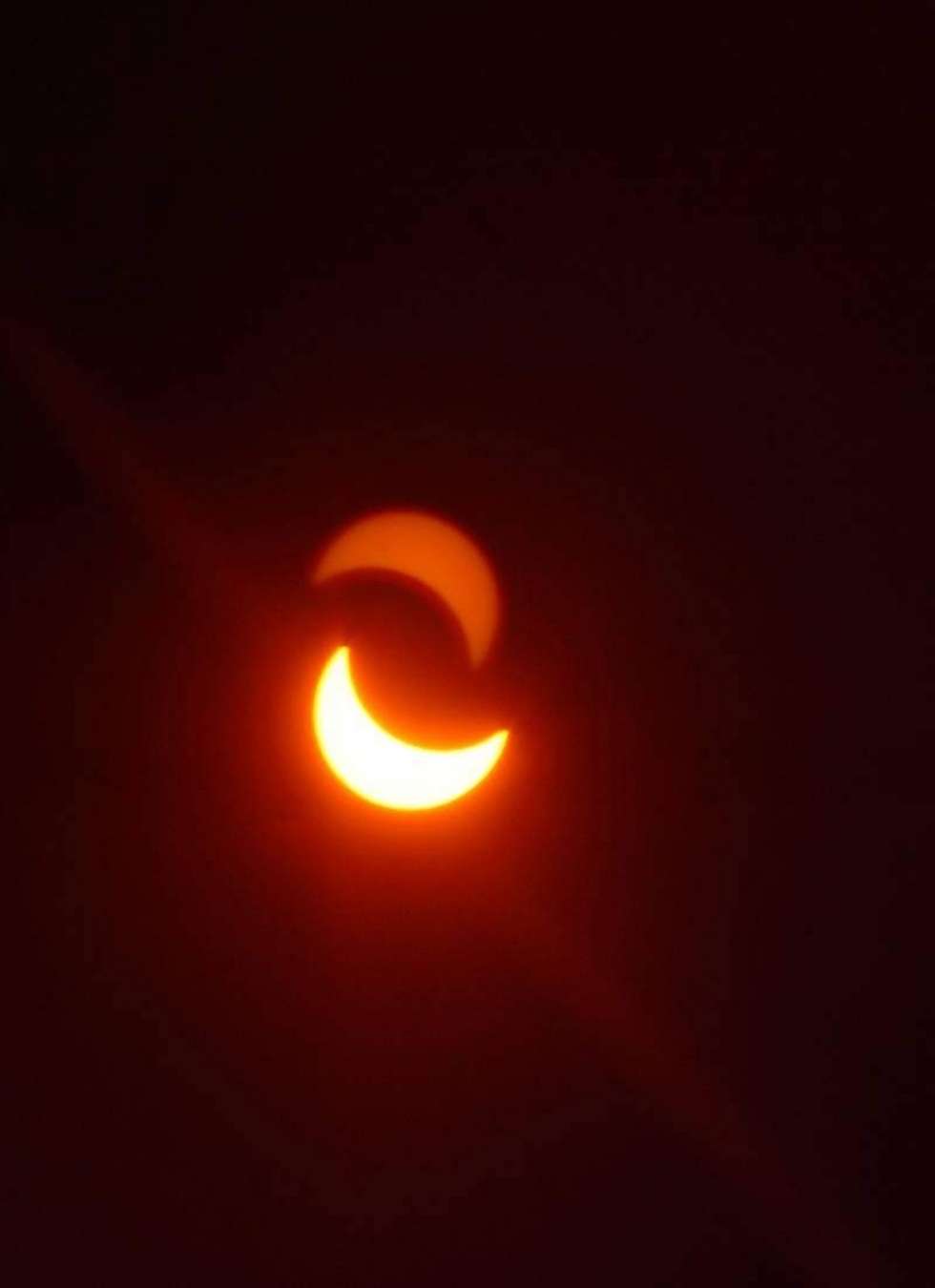  Następne zaćmienie Słońca nad Lublinem nieco  większe niż dzisiejsze nastąpi 12.08.2026 o godz. 19.17 a całkowite 13.07.2075. o 7.52. Fot. Maciej Kaczanowski