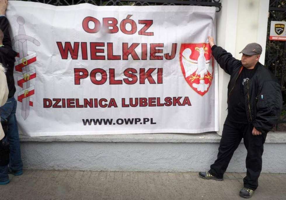  Pikieta przed konsulatem Ukrainy w Lublinie (zdjęcie 6) - Autor: Wojciech Nieśpiałowski
