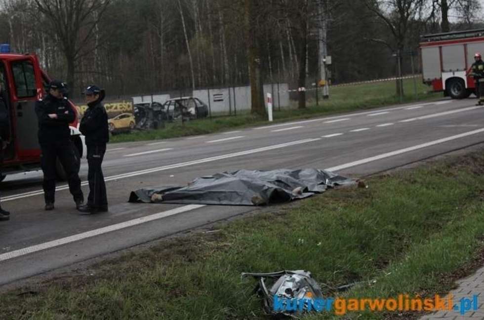  Tragiczny wypadek pod Garwolinem (zdjęcie 5) - Autor: kuriergarwolinski.pl