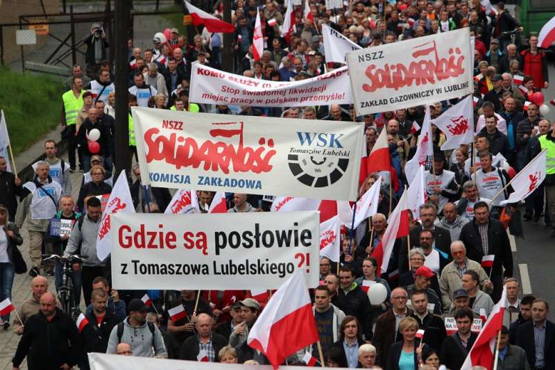 Protest w obronie PZL-Świdnik