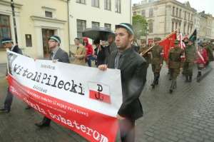 Marsz pamięci o rotmistrzu Witoldzie Pileckim (zdjęcie 4)
