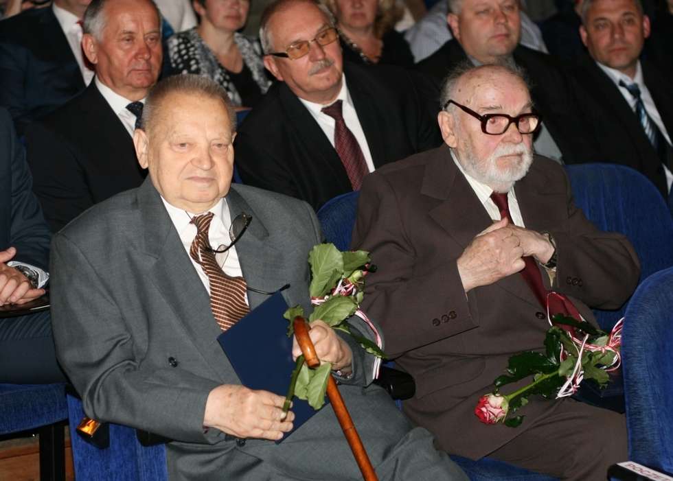  Sławomir Pać i Kazimierz Kotliński, odznaczeni Medalami za Zasługi dla Miasta Puławy