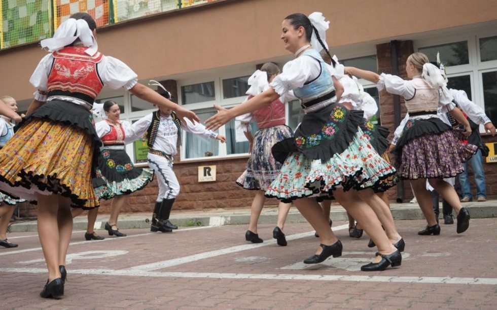  Uczestnicy spotkań folklorystycznych zatańczyli dla pacjentów DSK (zdjęcie 19) - Autor: Wojciech Nieśpiałowski