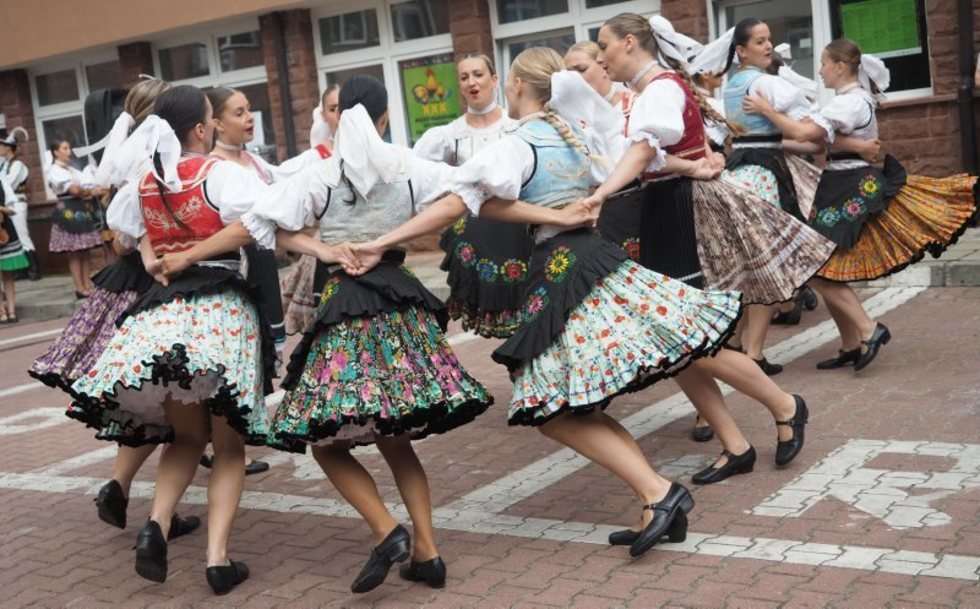  Uczestnicy spotkań folklorystycznych zatańczyli dla pacjentów DSK  - Autor: Wojciech Nieśpiałowski