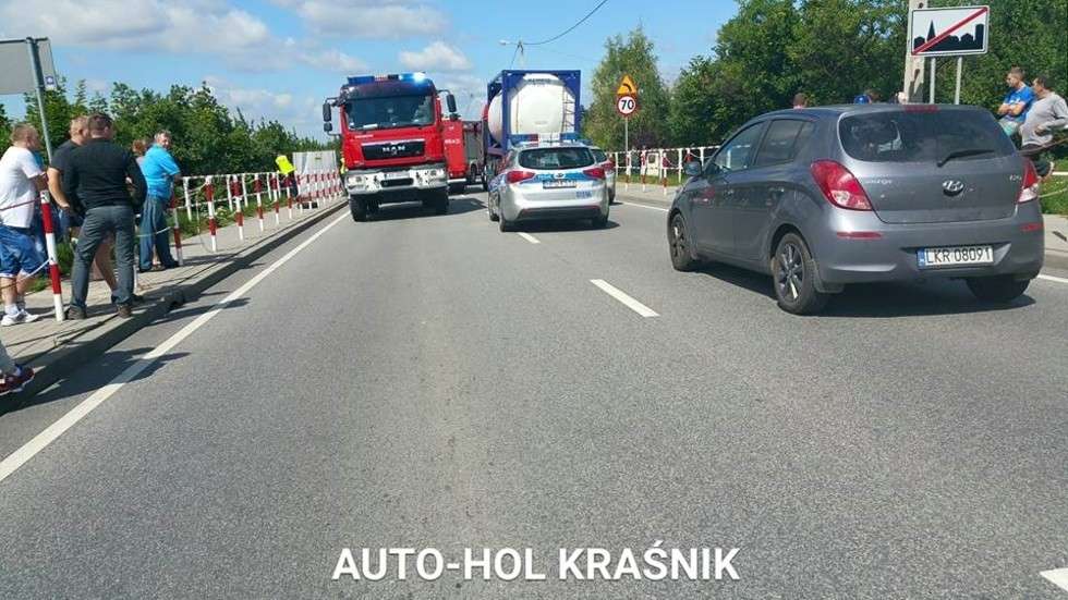  Wypadek w Annopolu (zdjęcie 7) - Autor: Auto-Hol Kraśnik