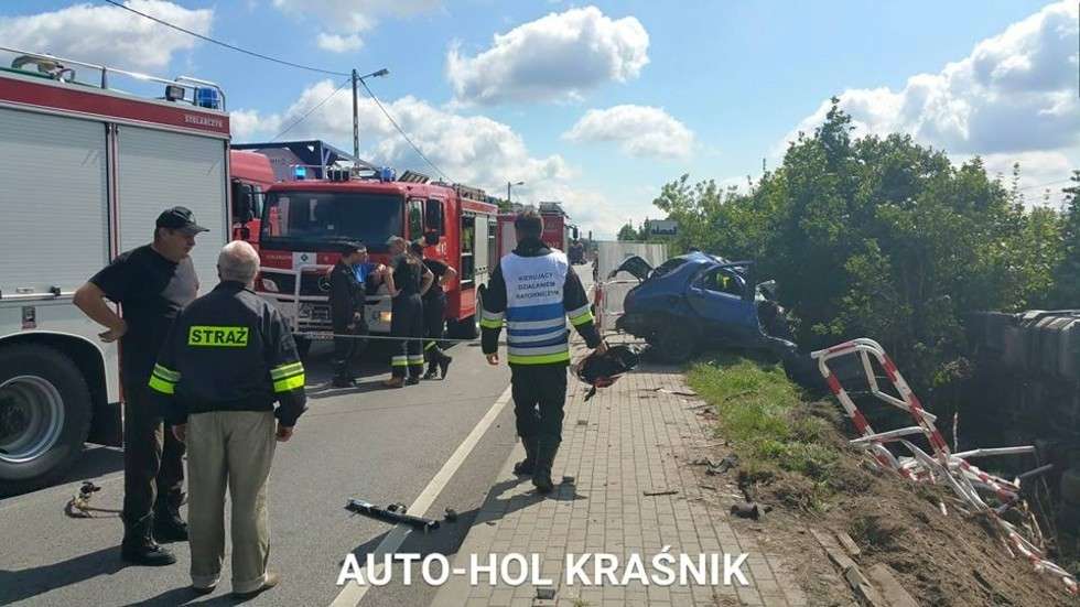  Wypadek w Annopolu (zdjęcie 3) - Autor: Auto-Hol Kraśnik
