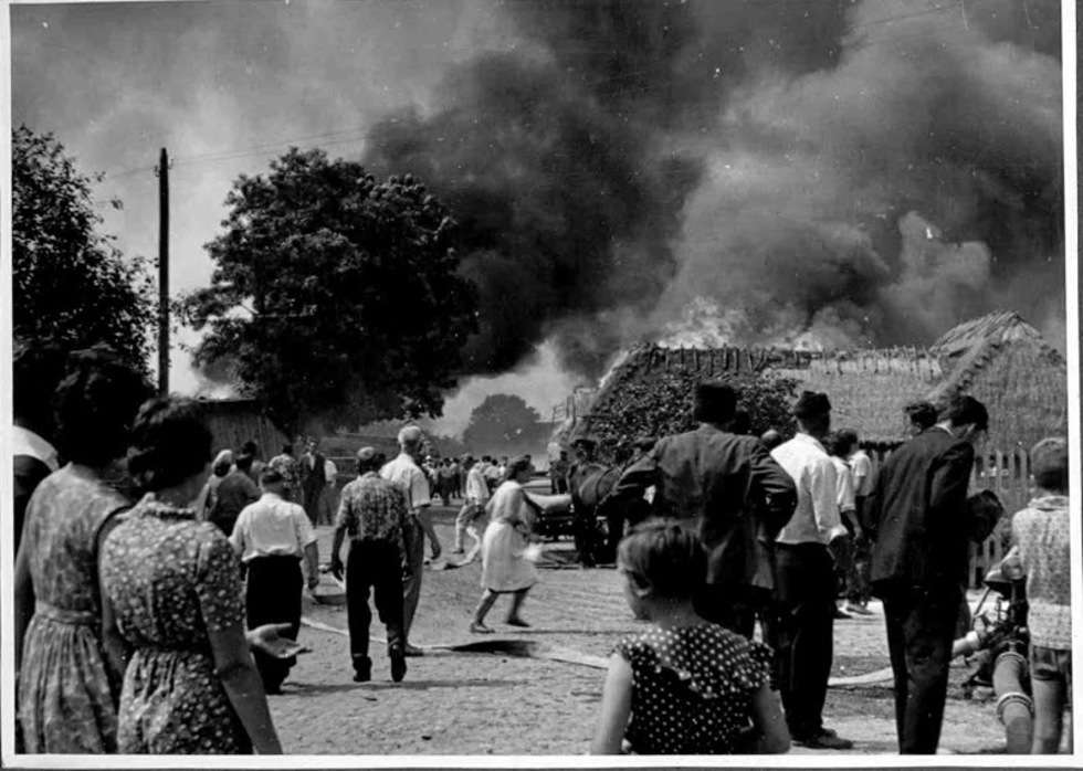  Pożar Włodawy 22 lipca 1964 roku (zdjęcie 12) - Autor: Archiwum KP PSP Włodawa