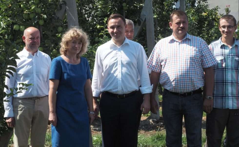  Prezydent Duda odwiedził sadowników (zdjęcie 18) - Autor: Wojciech Nieśpiałowski