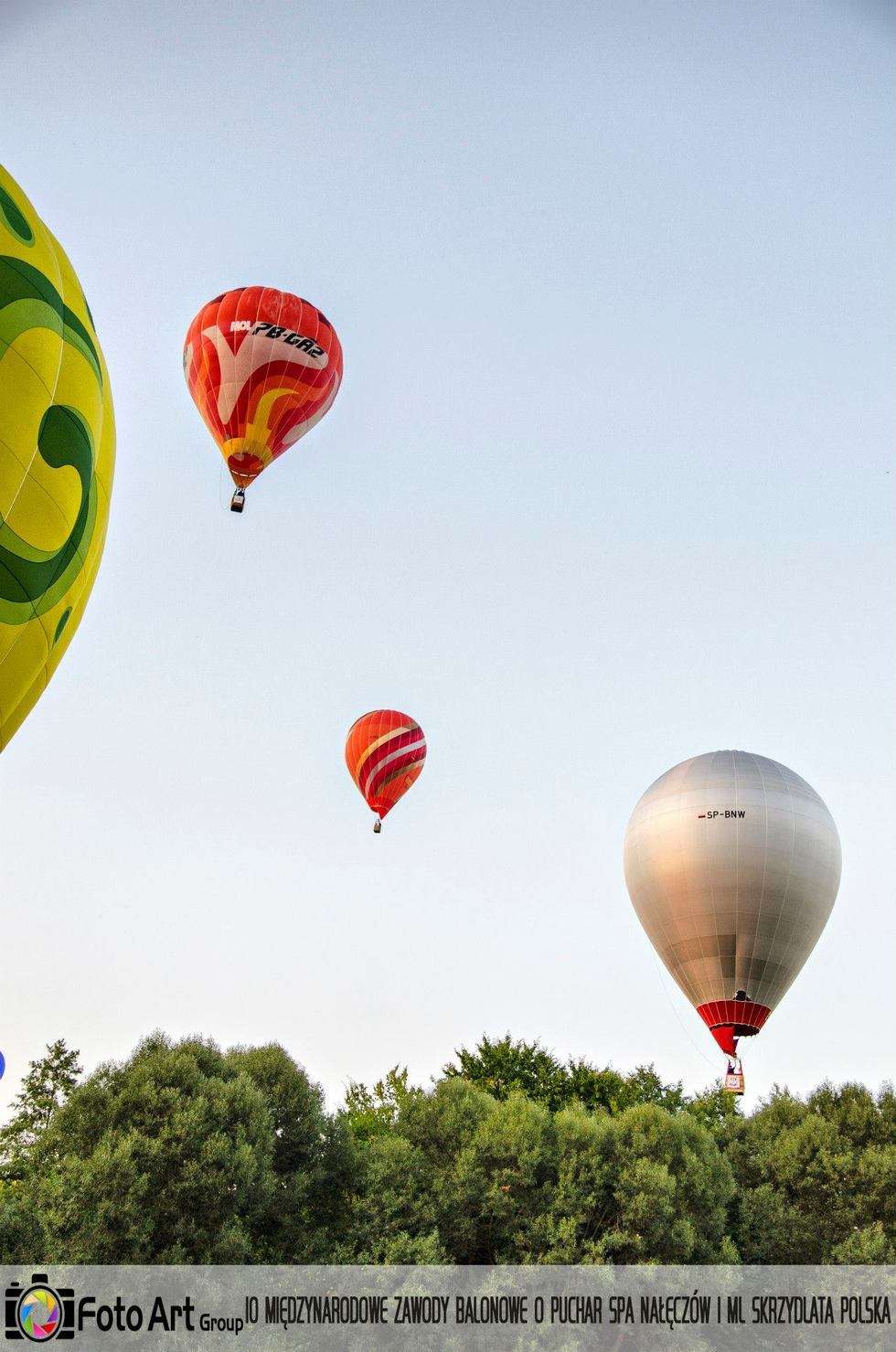  Zawody balonowe w Nałęczowie (zdjęcie 32) - Autor: Foto Art Group