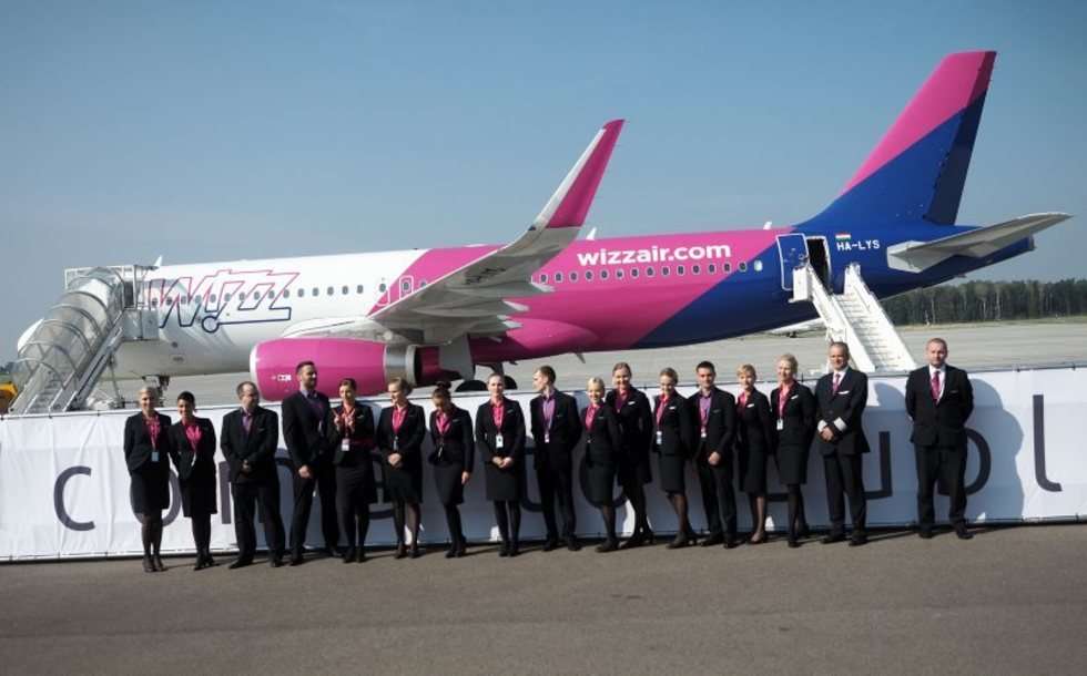  Uroczyste otwarcie bazy Wizz Air (zdjęcie 16) - Autor: Wojciech Nieśpiałowski