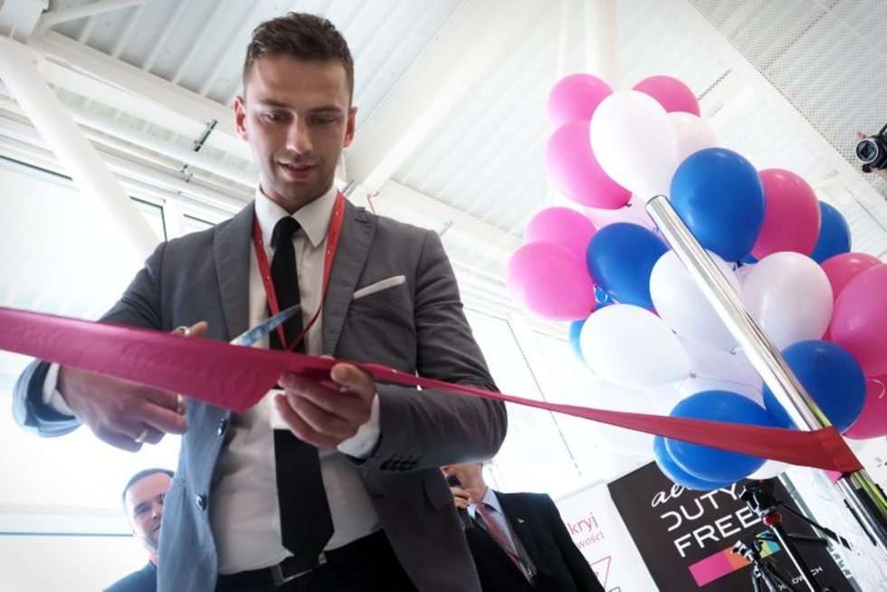  Uroczyste otwarcie bazy Wizz Air (zdjęcie 13) - Autor: Wojciech Nieśpiałowski