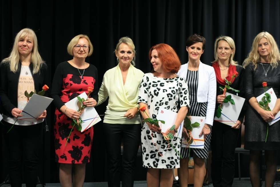  Nagrody dla nauczycieli i uczniów w Puławach (zdjęcie 12) - Autor: Radosław Szczęch