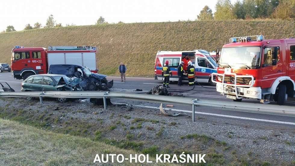  Wypadek na obwodnicy Kraśnika (zdjęcie 4) - Autor: Auto-Hol Kraśnik