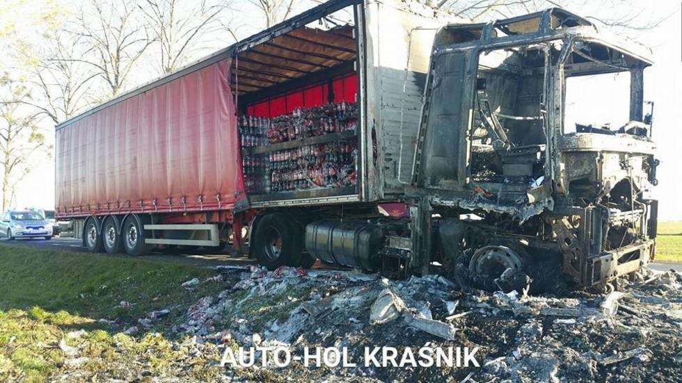  Polichna: Pożar ciężarówki (zdjęcie 3) - Autor: Auto-Hol Kraśnik
