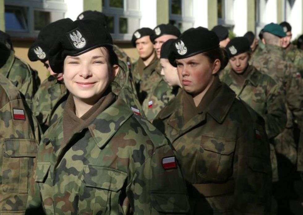  Ślubowanie klasy wojskowej (zdjęcie 18) - Autor: Maciej Kaczanowski