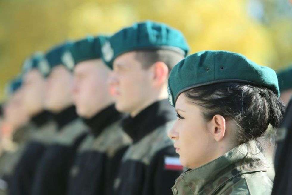  Ślubowanie klasy wojskowej (zdjęcie 6) - Autor: Maciej Kaczanowski