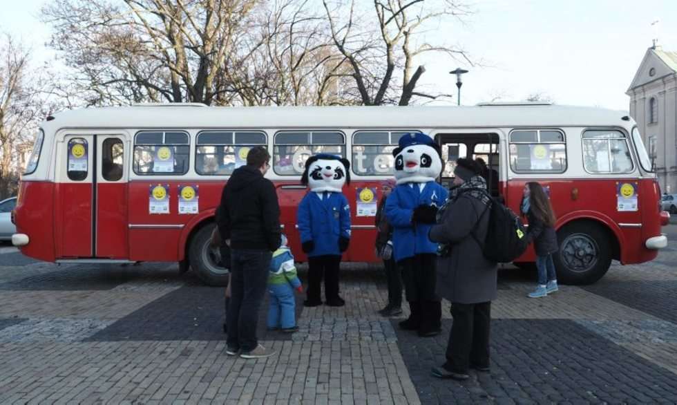  Akcja Pomóż Dzieciom Przetrwać Zimę.  (zdjęcie 29) - Autor: Wojciech Nieśpiałowski