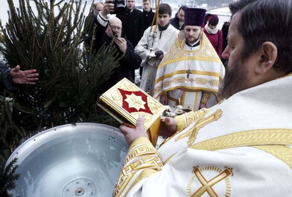  Prawosławni obchodzą święto Chrztu Pańskiego i Jordanu (zdjęcie 7) - Autor: Fot Dorota Awiorko