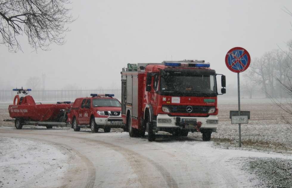  Ćwiczenia straży pożarnej w Puławach (zdjęcie 1) - Autor: Radosław Szczęch
