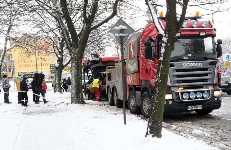  Wypadek autobusu MPK w Lublinie (zdjęcie 12) - Autor: Wojciech Nieśpiałowski