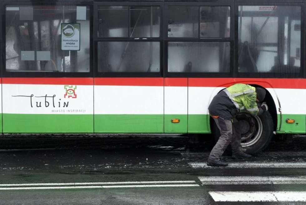  Wypadek autobusu MPK w Lublinie  - Autor: Wojciech Nieśpiałowski