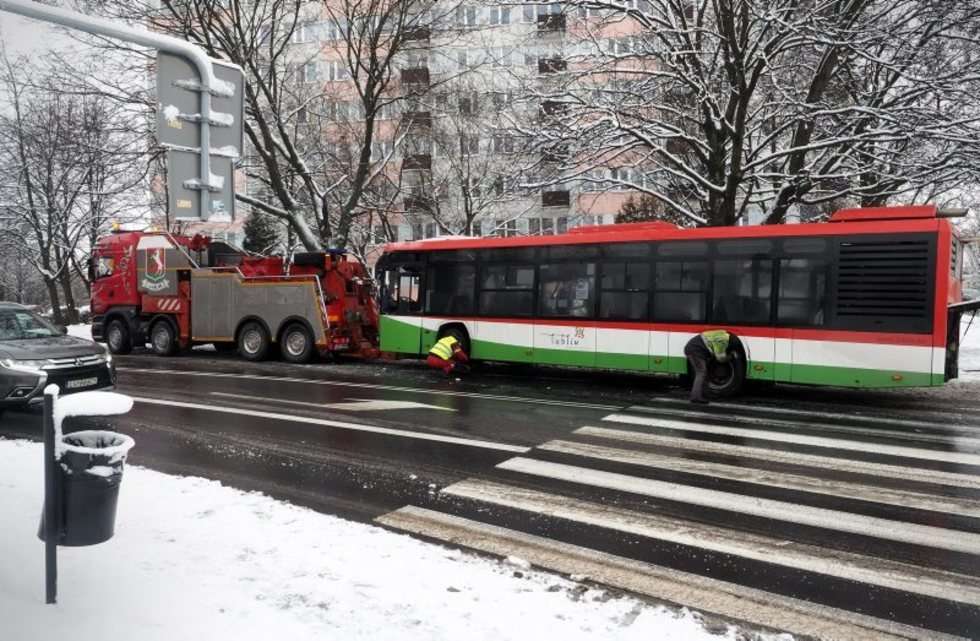  Wypadek autobusu MPK w Lublinie (zdjęcie 14) - Autor: Wojciech Nieśpiałowski