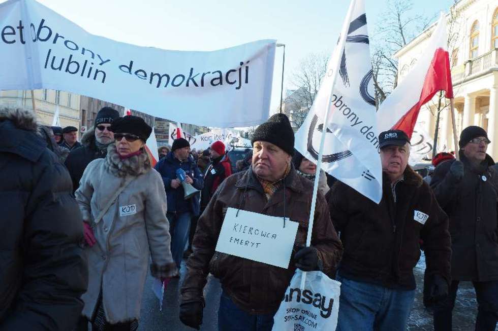 Marsz KOD w Lublinie (zdjęcie 24) - Autor: Maciej Kaczanowski