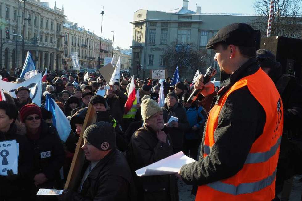  Marsz KOD w Lublinie (zdjęcie 10) - Autor: Maciej Kaczanowski