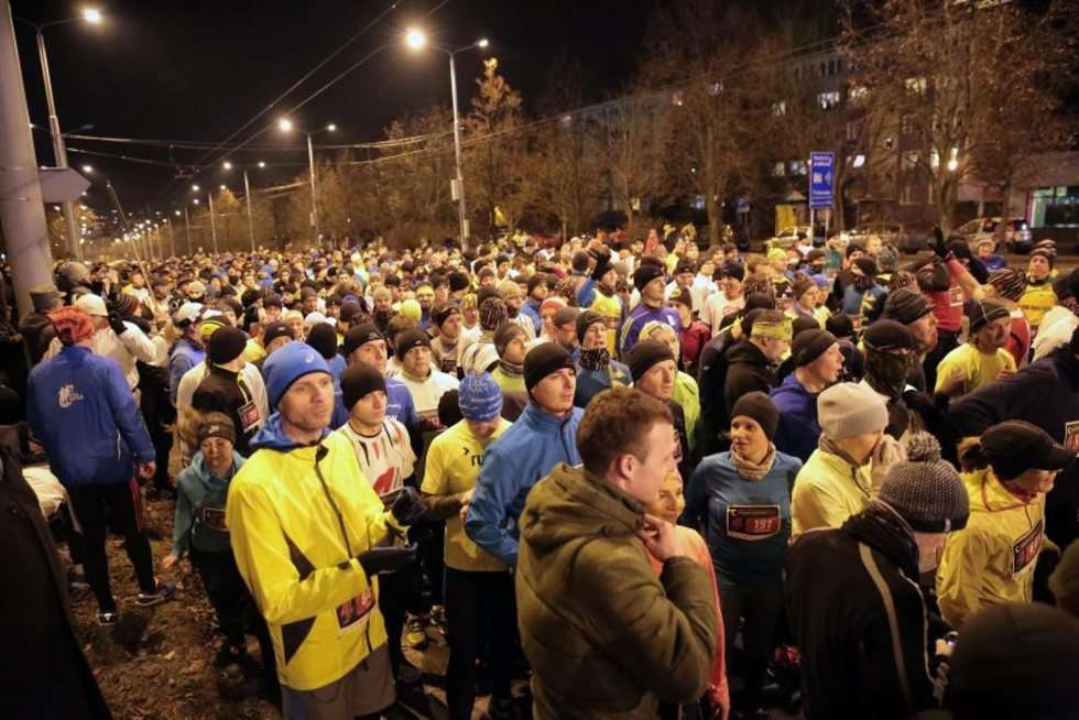  Nocna Dycha do Maratonu (zdjęcie 7) - Autor: Wojciech Nieśpiałowski