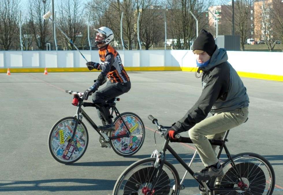  Bike polo na nowym boisku na Czechowie (zdjęcie 9) - Autor: Maciej Kaczanowski