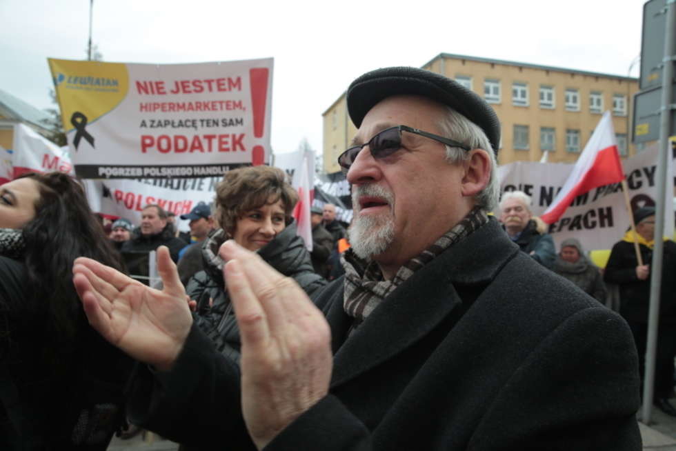  Manifestacja kupców pod Urzędem Wojewódzkim (zdjęcie 5) - Autor: Maciej Kaczanowski
