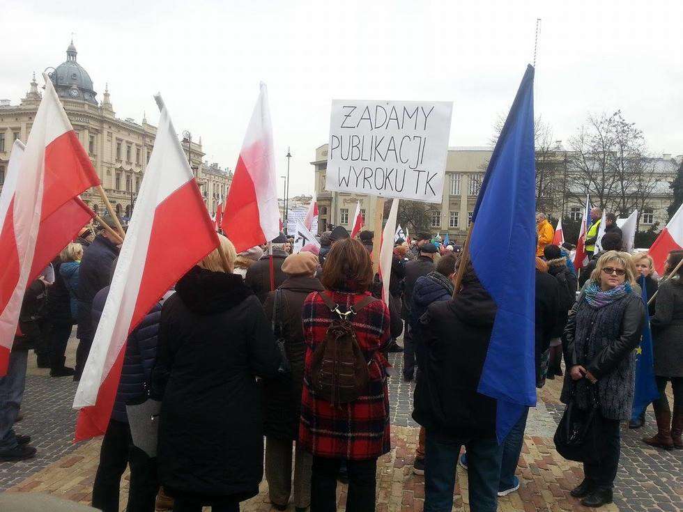  Manifestacja KOD w Lublinie (zdjęcie 4) - Autor: Tomasz Maciuszczak