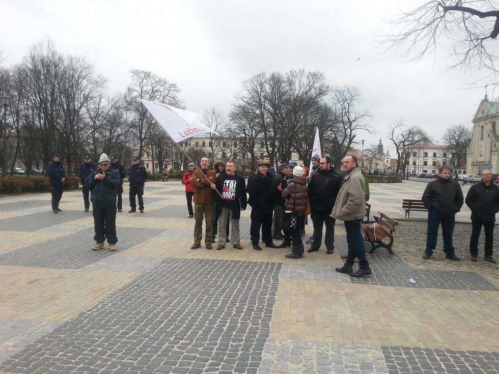  Manifestacja KOD w Lublinie (zdjęcie 6) - Autor: Tomasz Maciuszczak