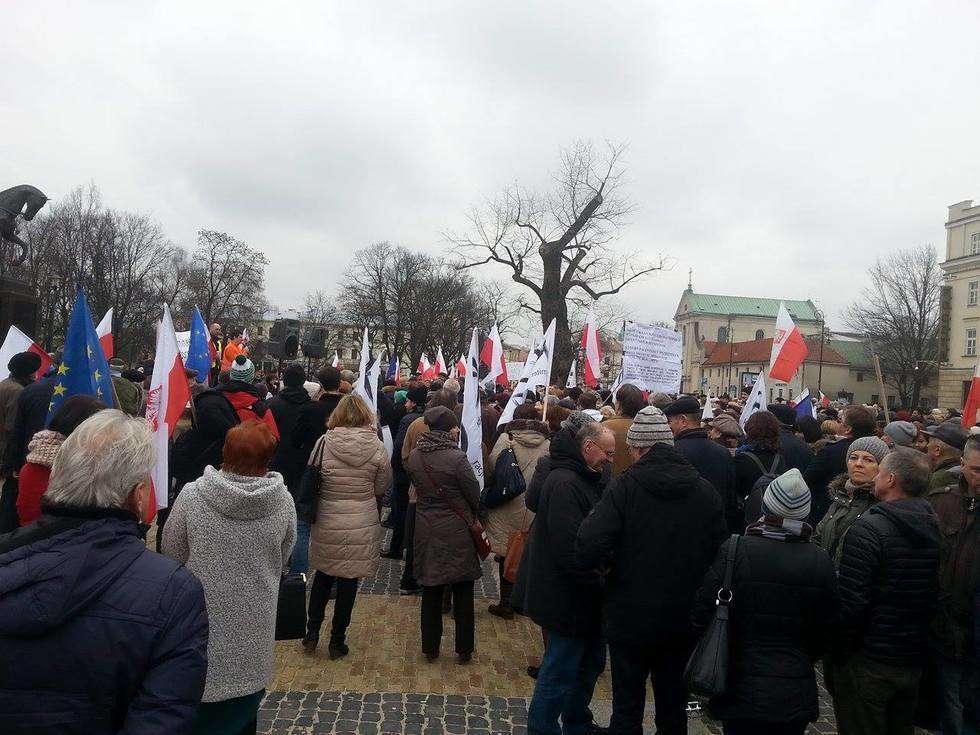  Manifestacja KOD w Lublinie (zdjęcie 2) - Autor: Tomasz Maciuszczak