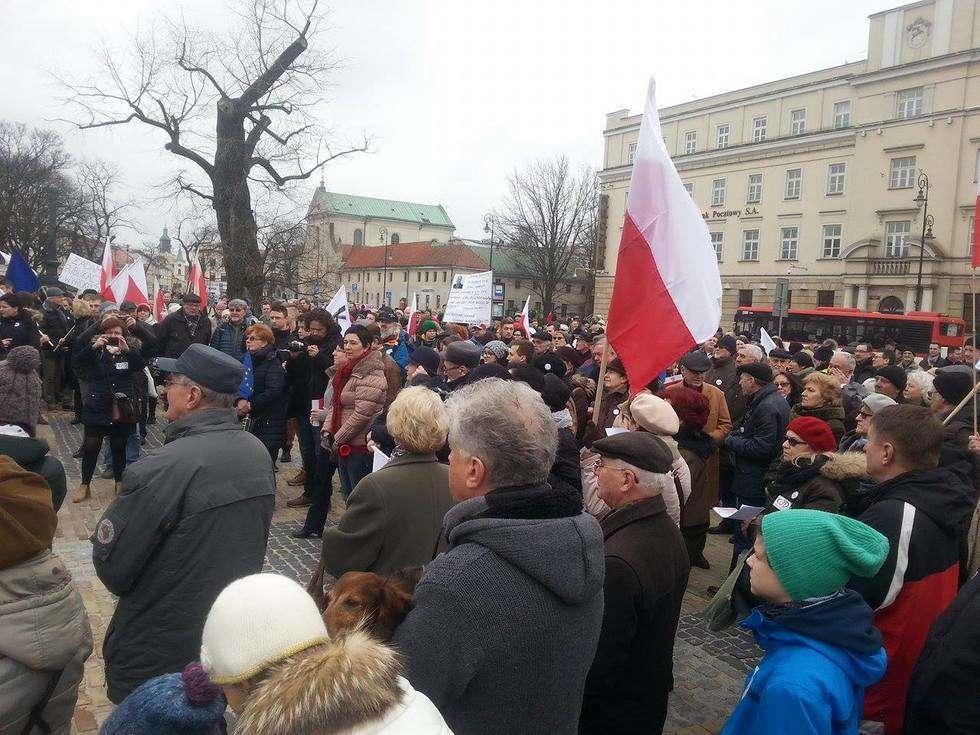  Manifestacja KOD w Lublinie (zdjęcie 7) - Autor: Tomasz Maciuszczak