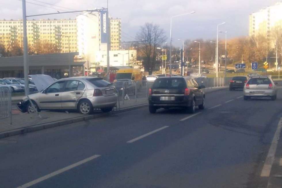  Wypadek na ul. Lwowskiej  - Autor: alarm24@dziennikwschodni.pl