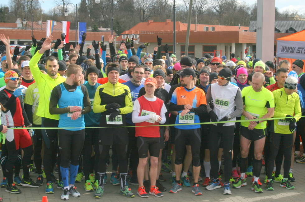  Bieg Zielonych Sznurowadeł zgromadził kilkuset biegaczy w Puławach (zdjęcie 3) - Autor: Radosław Szczęch