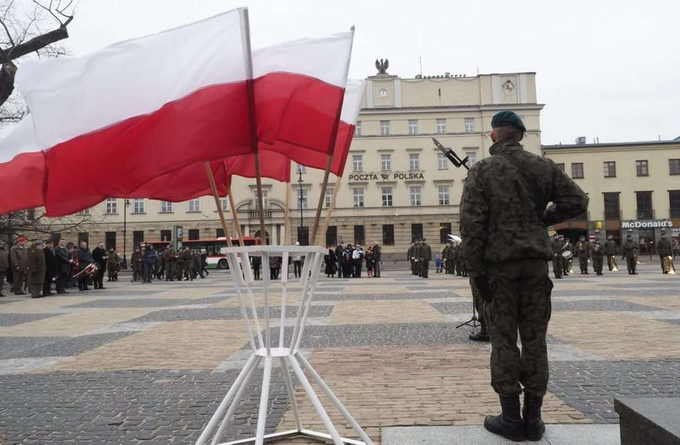  Obchody Imienin Marszałka Józefa Piłsudskieg (zdjęcie 7) - Autor: Wojciech Nieśpiałowski