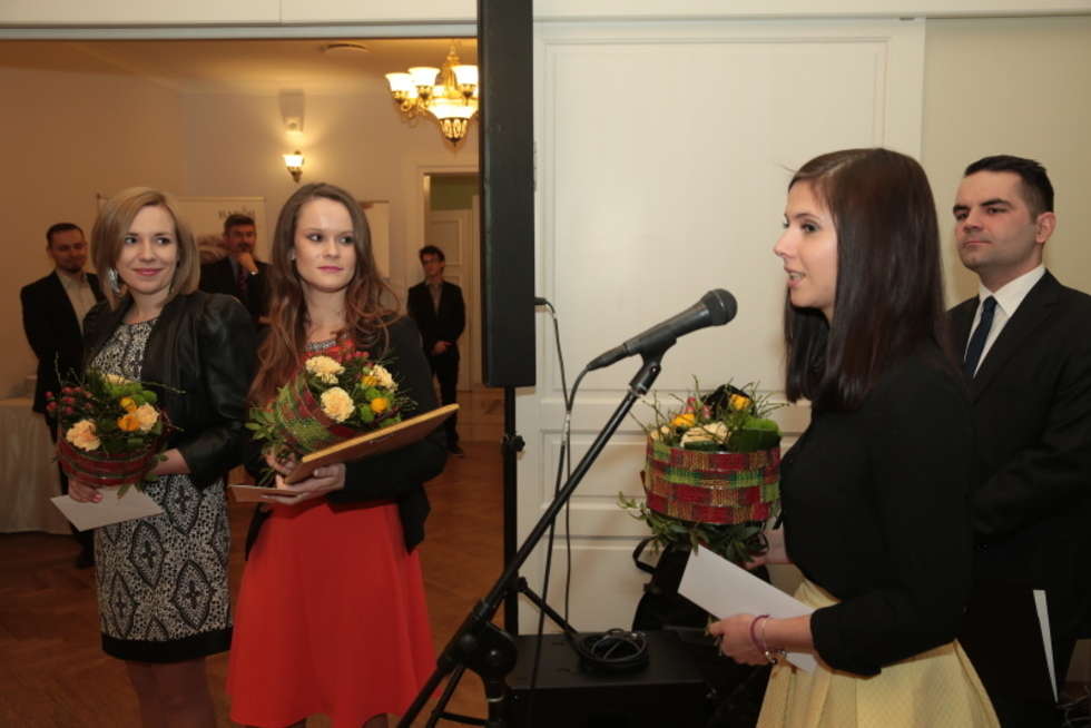  <p>Od lewej: Emilia Bącik, Anna Chargot-Cużytek i Julia Siegieda. Trzy młode lublinianki tworza firmę Infinitum, łączącą zamiłowanie do kultury, sztuki, marketingu i biznesu</p>