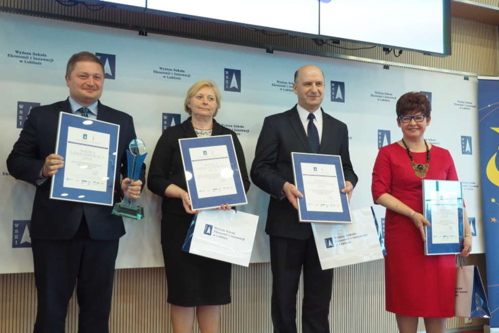  WSEI Lublin - Projekt „Szkoła Innowacji”: nagrodzono najlepsze placówki (zdjęcie 1) - Autor: Maciej Kaczanowski