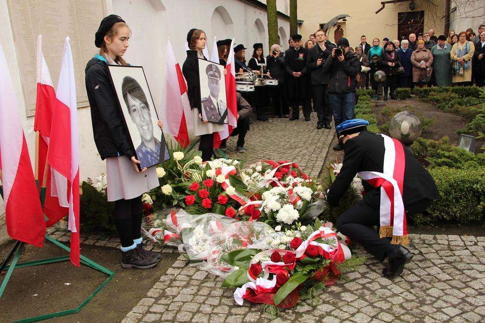 Biała Podlaska: 6. rocznica katastrofy smoleńskiej (zdjęcie 5) - Autor: Ewelina Burda
