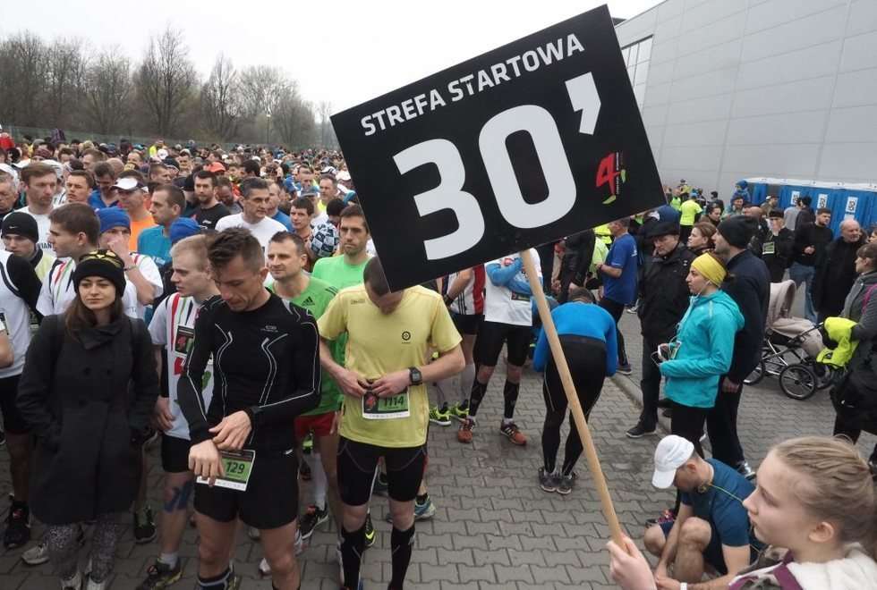  Czwarta Dycha do Maratonu (zdjęcie 16) - Autor: Wojciech Nieśpiałowski