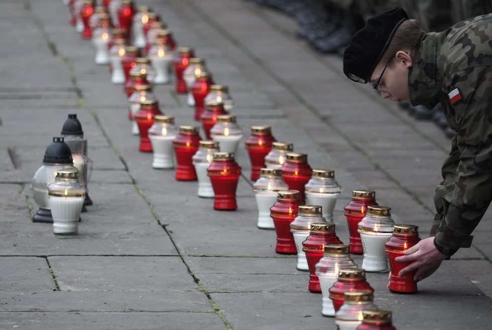  Lubelskie obchody rocznicy katastrofy smoleńskiej (zdjęcie 14) - Autor: Wojciech Nieśpiałowski