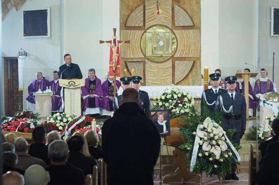  Pogrzeb Zyty Gilowskiej w Świdniku (zdjęcie 2) - Autor: Maciej Kaczanowski