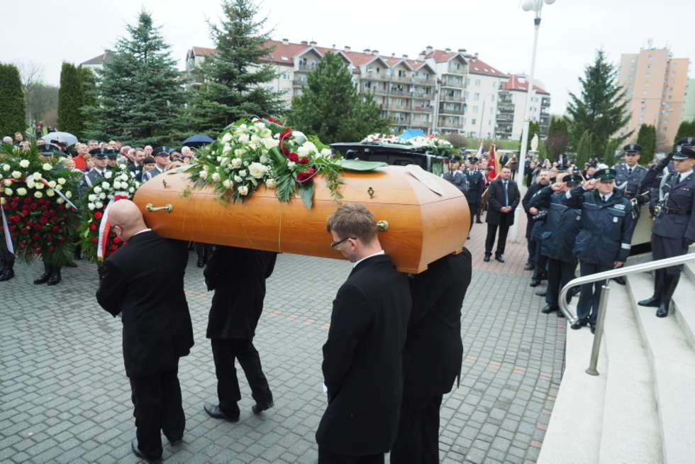  Pogrzeb prof. Zyty Gilowskiej (zdjęcie 25) - Autor: Maciej Kaczanowski