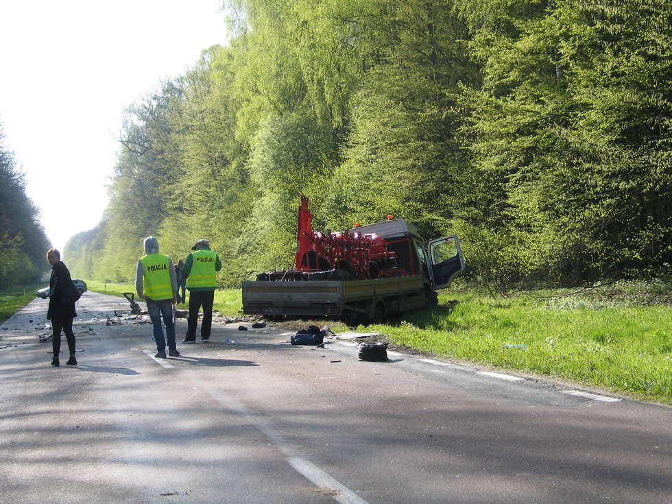 Tragiczny wypadek w Pobołowicach (zdjęcie 4) - Autor: Jacek Barczyński