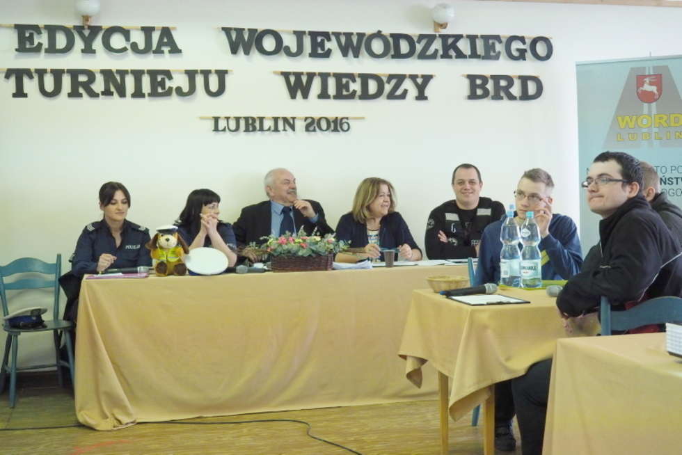  SOSW nr 1: X Wojewódzki Turniej Wiedzy BRD (zdjęcie 13) - Autor: Maciej Kaczanowski