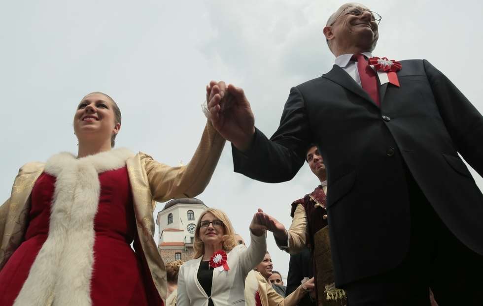  Obchody 3 Maja w Lublinie. Mieszkańcy zatańczyli poloneza (zdjęcie 11) - Autor: Wojciech Nieśpiałowski