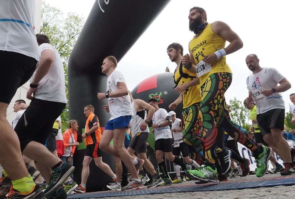  Maraton Lubelski i  4. Wielki Bieg Rodzinny Bon appetit (zdjęcie 26) - Autor: Wojciech Nieśpiałowski