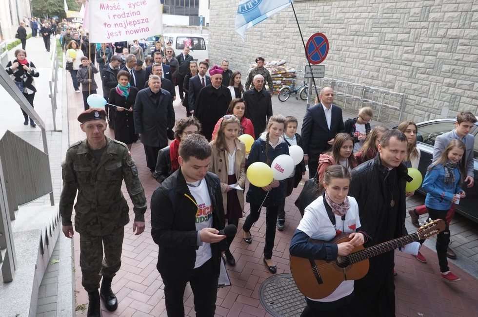  Marsz dla Życia i Rodziny w Lublinie (zdjęcie 40) - Autor: Wojciech Nieśpiałowski